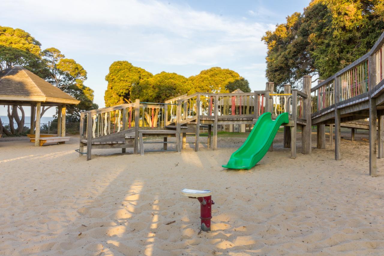 Max's Beachside Holiday home Torquay